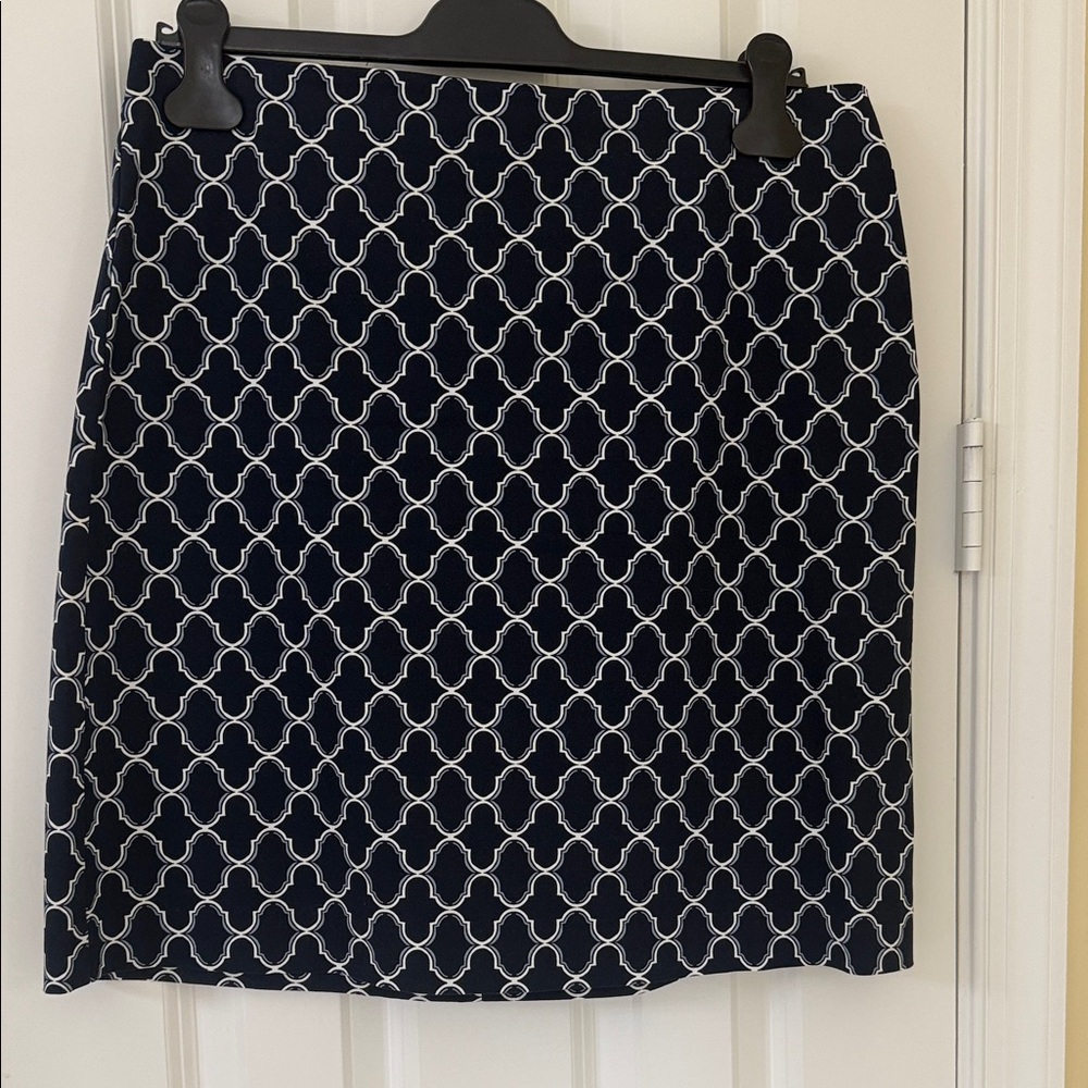 Ann Taylor Factory Navy and White Geometric Pencil Skirt